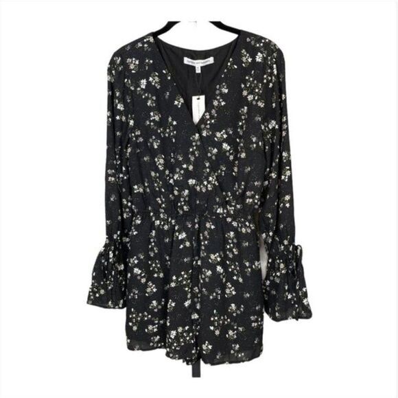 Cupcakes + Cashmere Infinity Romper XS Black - Picture 4 of 5